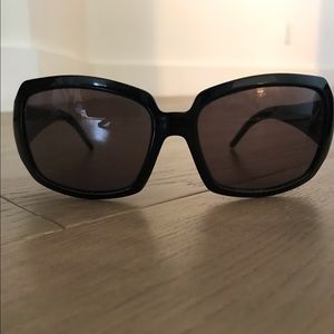 Fendi Womens Black Sunglasses. Authentic.